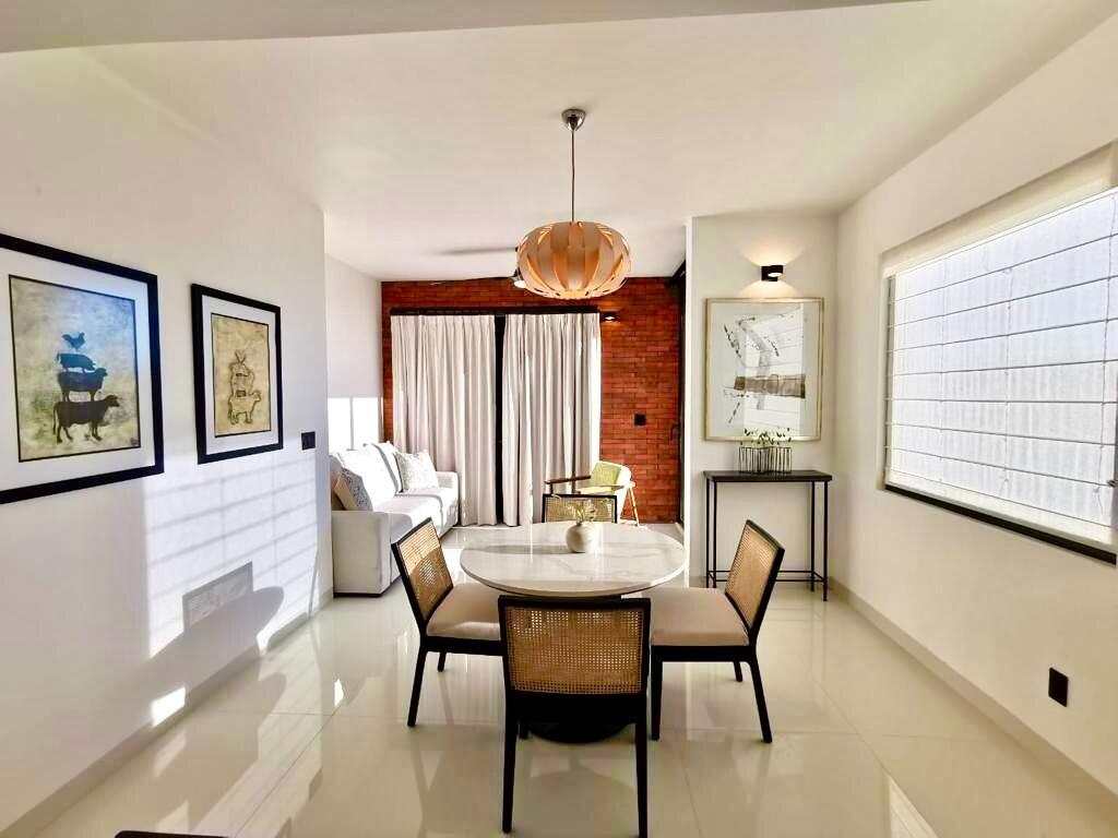 Los Cabos Sjd D/Town:General This condominium is a unique investment opportunity. It offers a new and exclusive multi-use condominium design. It features a spacious one bedroom a perfect closet for your comfort, lovely dinning room and a fully equipped kitchen, and a laundry room. From the rooftop and pool, you can admire extraordinary panoramic for sale