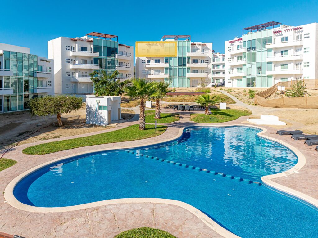 Los Cabos Luna Del Tezal Best Deal in Luna del Tezal - Fully Equipped Penthouse with Private RooftopThis penthouse is truly the best value opportunity in Luna del Tezal. Offered at MXN – 20 C. Isla De San Luis, Cabo Corridor, BS