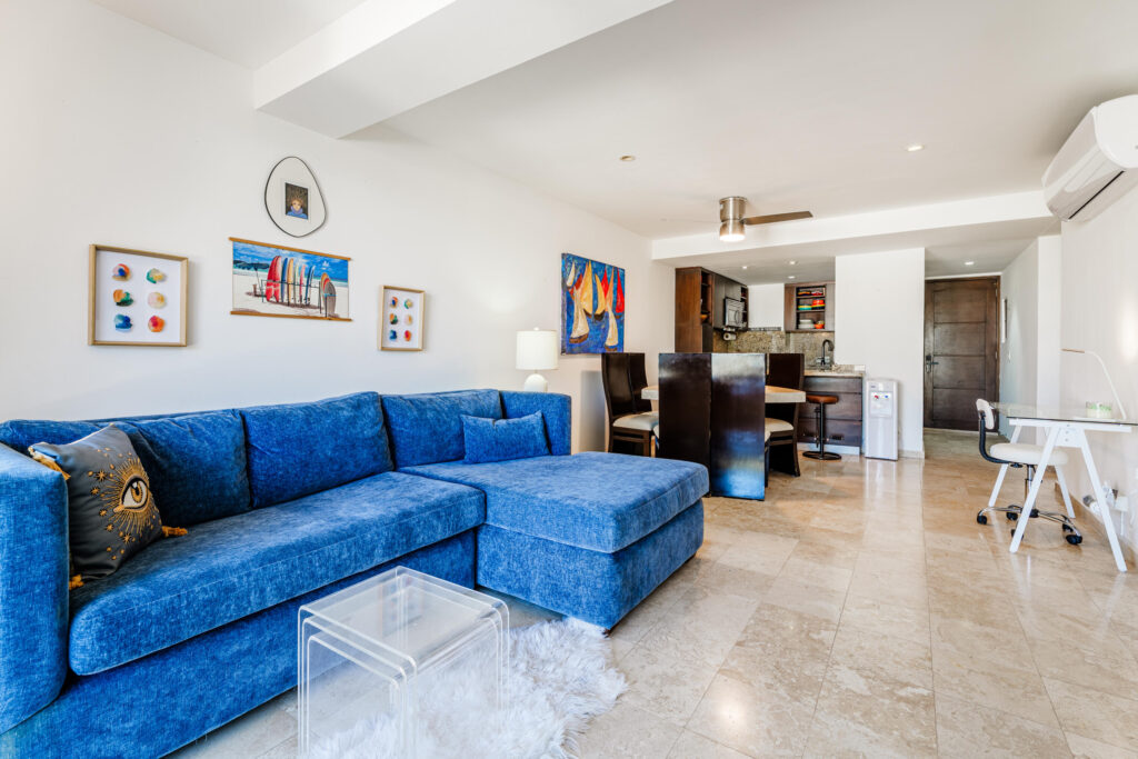 Los Cabos Pedregal Plaza Rare opportunity in Pedregal next to the Marina! This cozy, nicely furnished 3rd floor 2 BEDROOM 2 Bath condo at Plaza San Lucas overlooks the pool and patio area with – Calle Del Conejo, Cabo San Lucas, BS