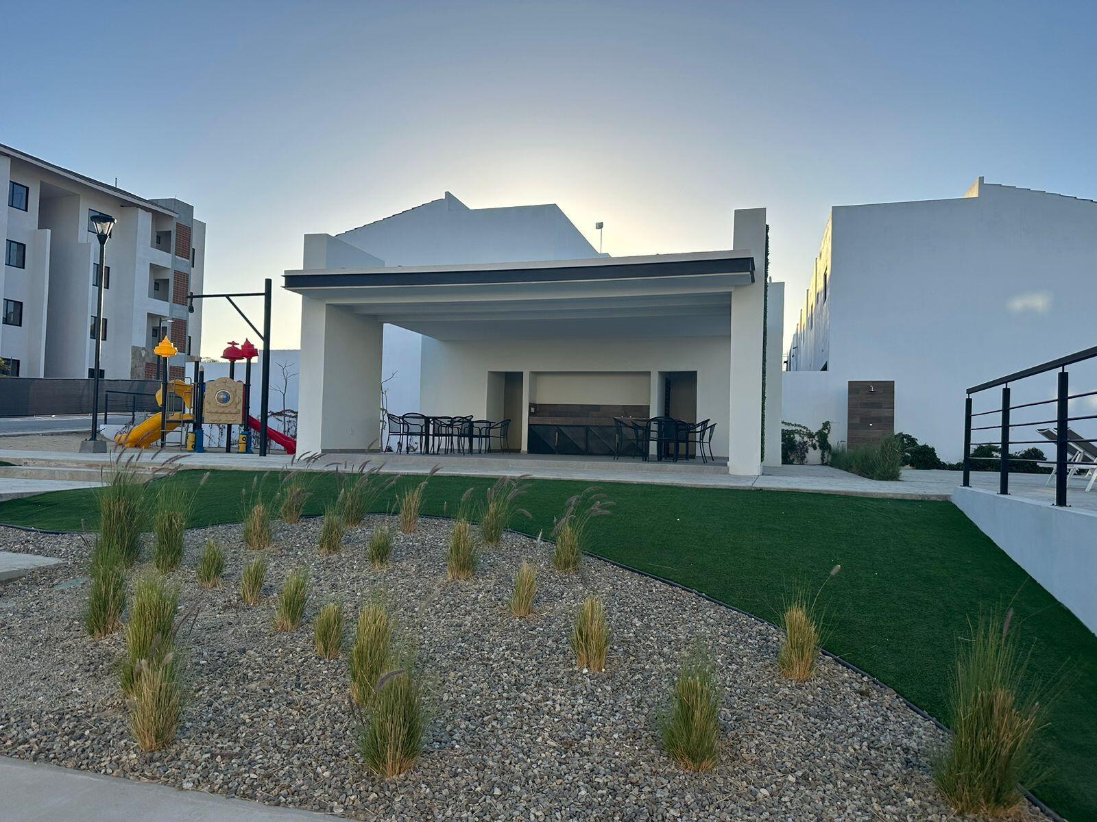 Los Cabos Castellana Residencial Precio en PESOS .- for sale