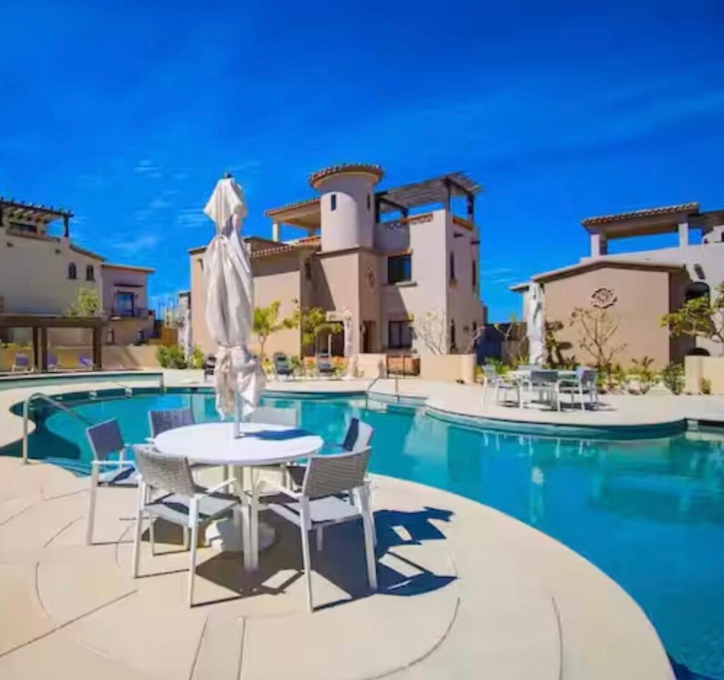 Los Cabos Mavila Welcome to the one of the best resort-living community of Mavila at Quivira. Los Cabos surrounded by the new Jack Nicklaus Golf Course just steps away from the resort amenitiessuch as, the brand new gym and one of the best of 3 community swimming pools. We have this great opportunity for investors that are looking for a short or long term income property. This is a gorgeous, fully furnished studio that offers a resort style living that includes concierge sercvice, property owner discounts within the community, and shuttle services to and from the cumminty. In addition, as an owner of one of these gorgeous properties you will have privilages at any Pueblo Bonito establishment. Need financing? Not to worry we can offer – MAVILA AT QUIVIRA, Pacific, BS