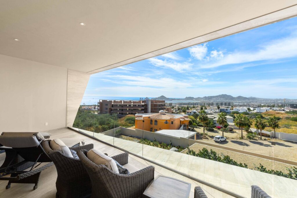 Los Cabos Mistiq Los Cabos Penthouse 421 is a fully furnished 3-bedroom residence located in one of the most desirable areas along the Cabo corridor, offering beautiful – Mistiq Los Cabos Penthouse, Cabo Corridor, Cabo Corridor, BS