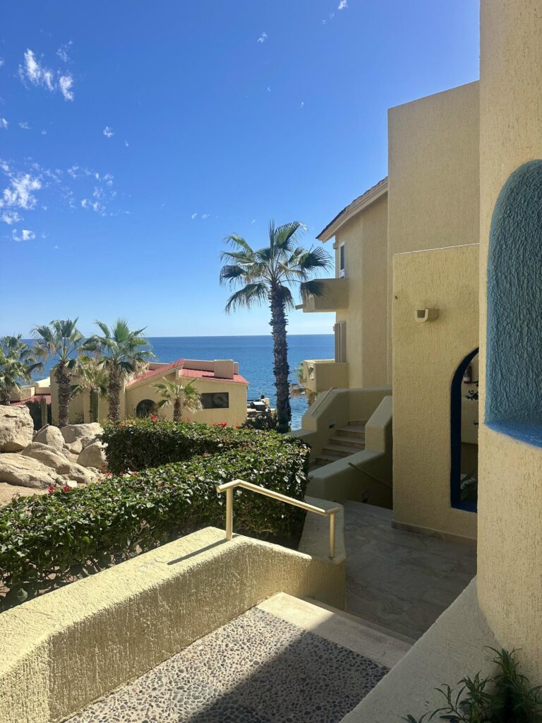 Los Cabos Misiones Del Cabo Experience coastal living at its finest in this stunning beachfront community. Just steps from the shoreline, residents enjoy access to a private beach cove, perfect for sunbathing, snorkeling, or exercising in a serene and private setting. The community offers resort-style amenities, including a swim-up bar, pool,and an on-site restaurant, all nestled within lush, tropical gardens. As you arrive at the condo, you are welcomed by sweeping ocean – Ocean View Cabo Cove Condo, Cabo Corridor, Cabo Corridor, BS