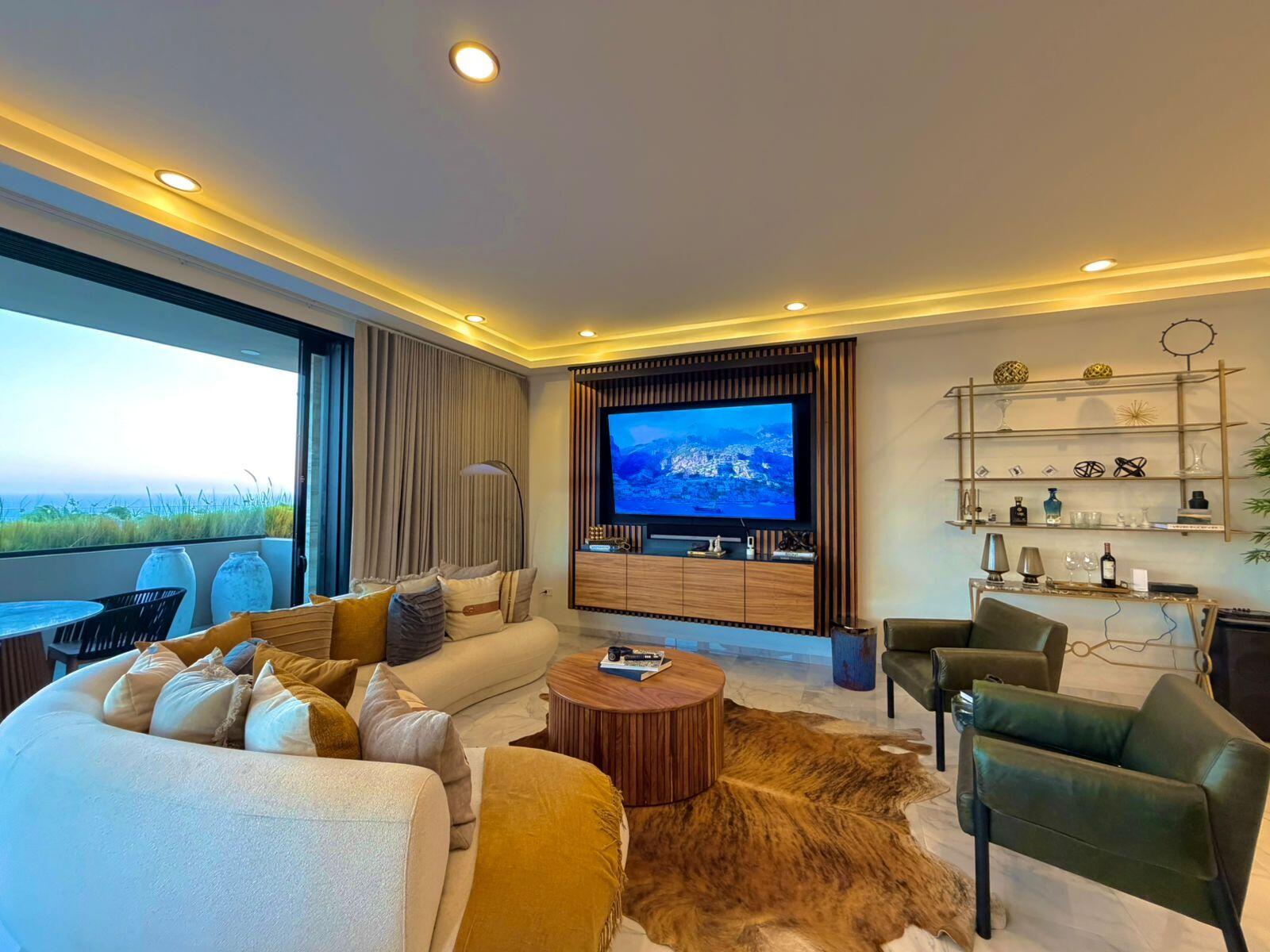 Los Cabos Pacific Bay Discover the perfect balance of elegance, comfort, and exclusivity in this stunning condo located in Pacific Bay. Designed for those seeking a sophisticated lifestyle in Los Cabos, this property features spacious interiors, high-end finishes, and breathtaking ocean for sale