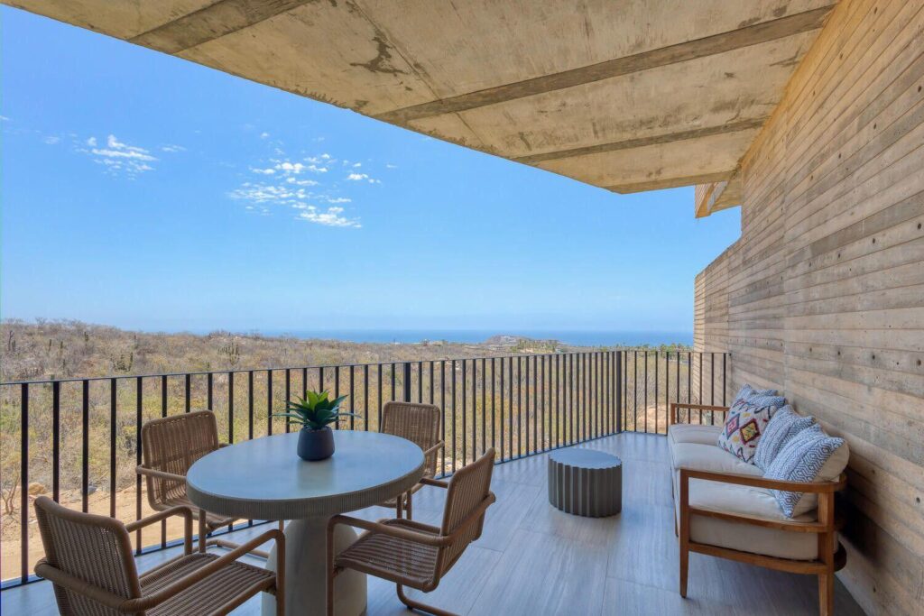Los Cabos Or Cabo Boutique Residences OR Cabo - Fully furnished (negoitable under seperate invoice) and turnkey. A unique one-bedroom, two-full bath condo offers great sea and Punta Ballena – Vía La Paloma, Cabo Corridor, BS