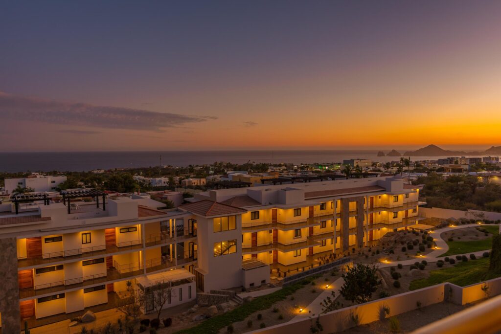 Los Cabos Tramonti Turnkey 3rd-floor condo with ocean – Via Paloma, Cabo Corridor, BS