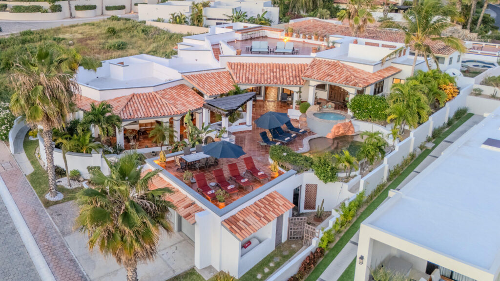 Los Cabos Pedregal Csl CASA SUNSHINE - A rare opportunity to own an exceptional home in the prestigious gated community of Pedregal, Cabo San Lucas. This stunning 5-bedroom, 4-bathroom residence features an office and multiple terraces with breathtaking bay and ocean – 18 Santa Carmela, Cabo Corridor, BS