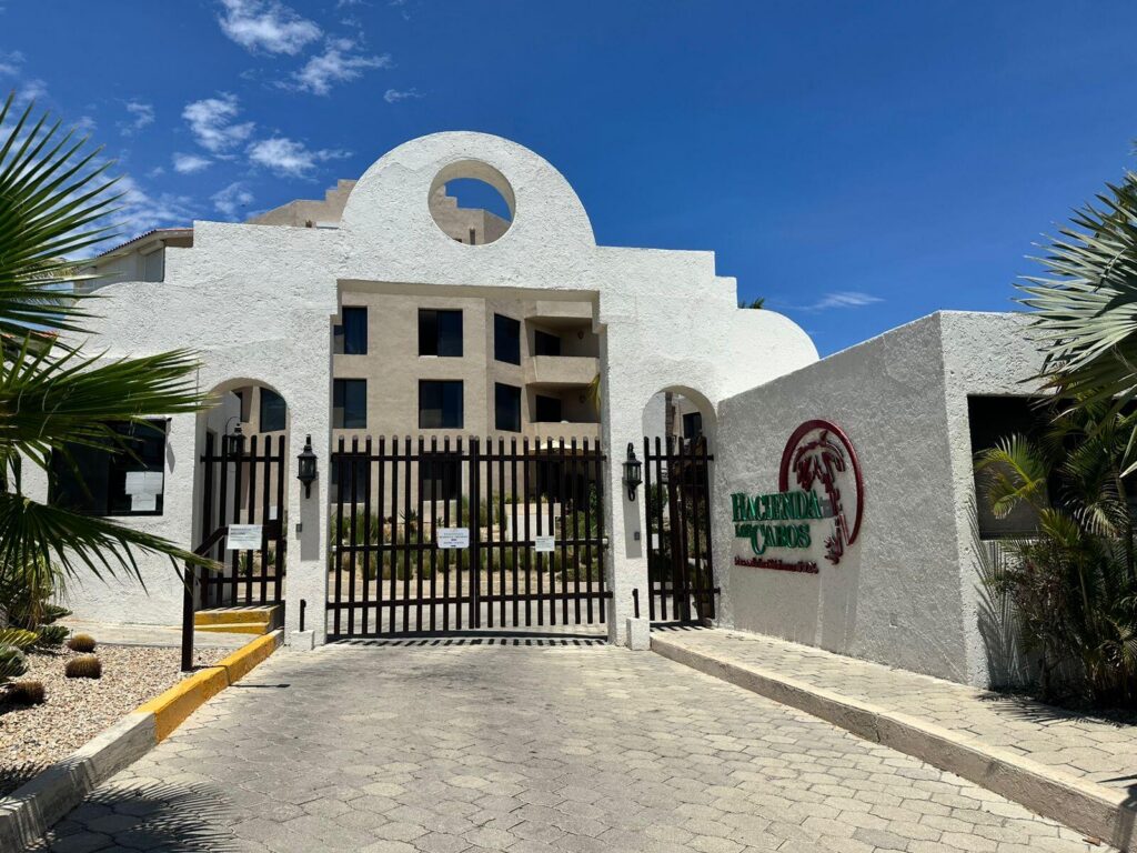 Los Cabos Vista Vela Iii Tower 5 is the final tower release at VistaVela lll and features the only 3-bedroom residences in the community with ocean – 924 P.º De Las Misiones, San Jose del Cabo, BS