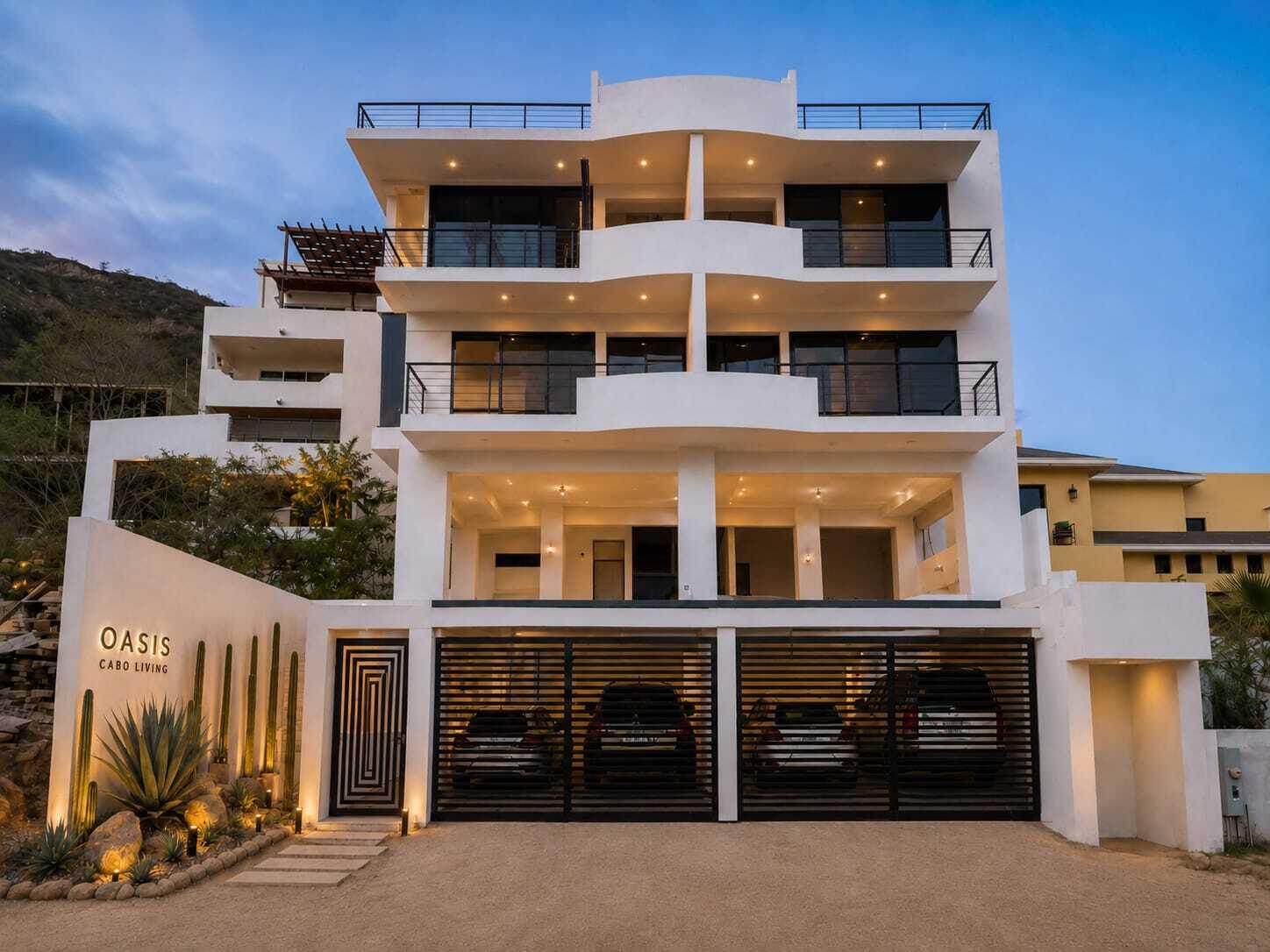 Los Cabos Lomas Del Faro Welcome to Oasis Cabo Living, an upscale boutique community inspired by the natural beauty and relaxed lifestyle of Baja. Located in a sought-after residential neighborhood adjacent to Pedregal, you're just a minute's walk or drive to the marina, Medano Beach, restaurants, shopping, and Cabo's vibrant nightlife.This beautifully designed 2-bedroom, 2-bath residence offers 1,259 sq. ft. (117 m²) of contemporary living space with 9-foot ceilings and expansive floor-to-ceiling retractable glass doors that create seamless indoor-outdoor living. The open-concept floor plan flows onto a spacious private terrace with sweeping ocean and city – 2568 Don Alberto, Cabo San Lucas, BS